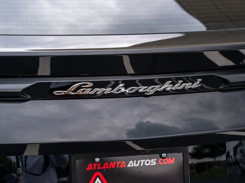 Used 2020 Lamborghini Urus AWD/4WD image 19