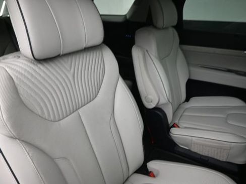 Used 2025 Hyundai Palisade Calligraphy AWD/4WD image 26
