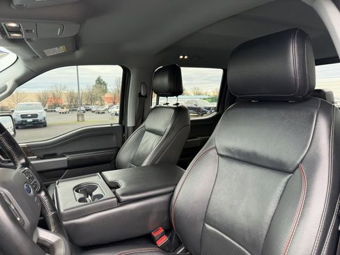 Used 2022 Ford F150 Lariat w/ Trailer Tow Package image 16