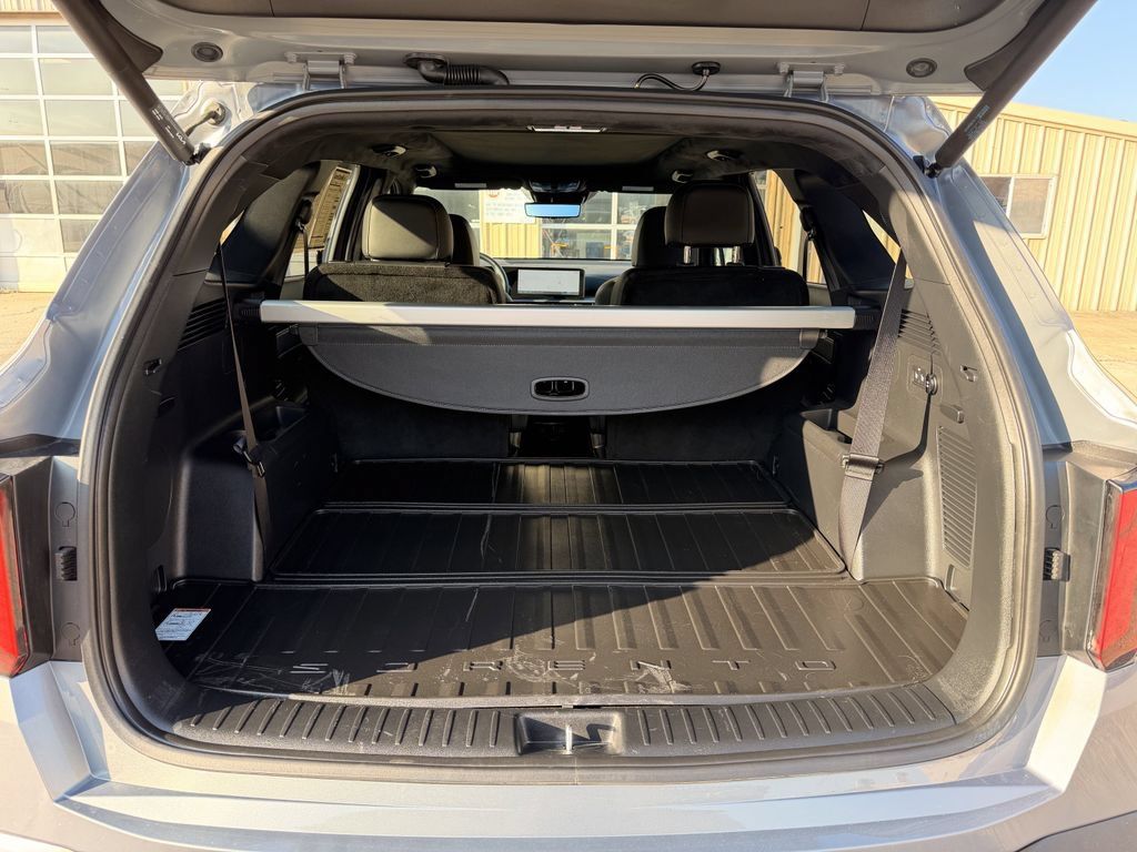 New 2025 Kia Sorento SX Prestige AWD/4WD image 28