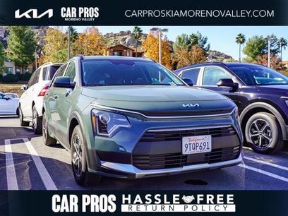 Certified 2025 Kia Niro EX