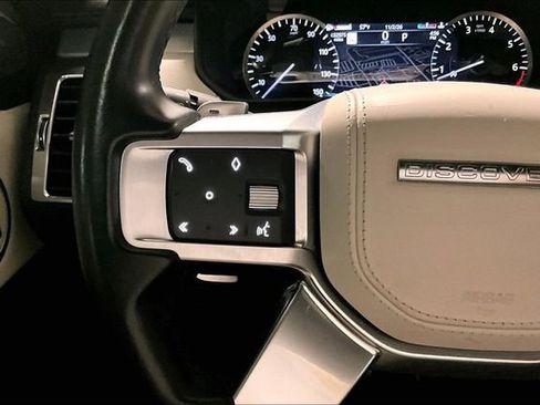 Certified 2023 Land Rover Discovery HSE R-Dynamic image 20