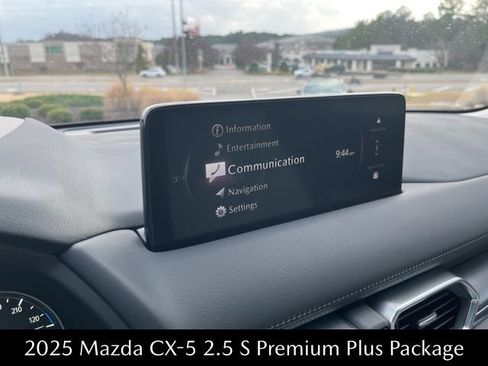 New 2025 MAZDA CX-5 AWD 2.5 S w/ Premium Plus Pkg image 17