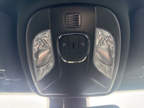 New 2026 Jeep Compass Latitude image 30