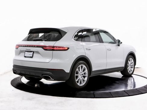 Certified 2022 Porsche Cayenne image 7
