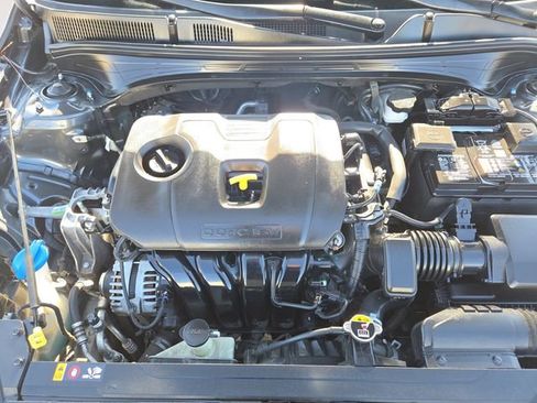 Used 2023 Kia Forte LXS image 30