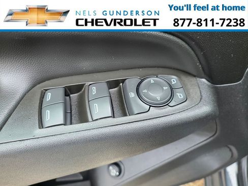 Used 2023 Chevrolet Equinox LT AWD/4WD image 17