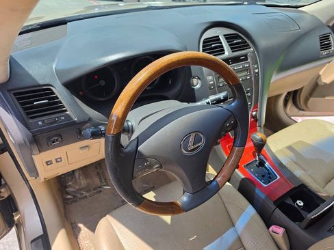Used 2007 Lexus ES 350 w/ Premium Pkg FWD image 32