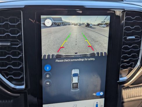 Used 2025 Ford Ranger XLT w/ FX4 Off-Road Package image 17