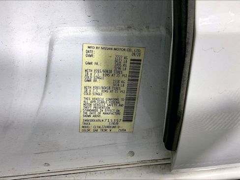 Used 2020 Nissan Frontier SV w/ Midnight Edition Floor Mats RWD image 5