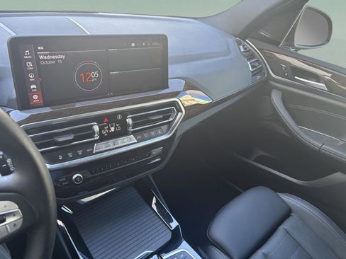 Used 2023 BMW X3 sDrive30i w/ Premium Package image 13