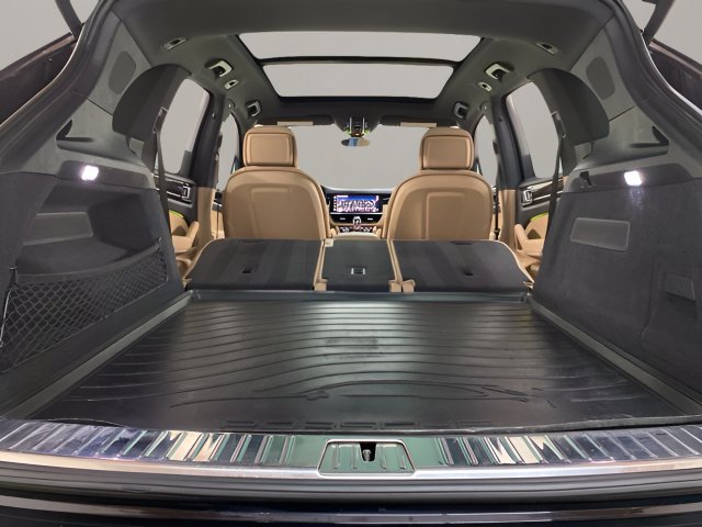 Used 2023 Porsche Cayenne AWD/4WD image 82