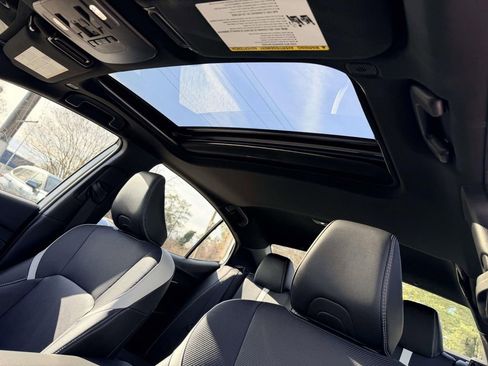 Used 2025 Toyota Camry SE image 20