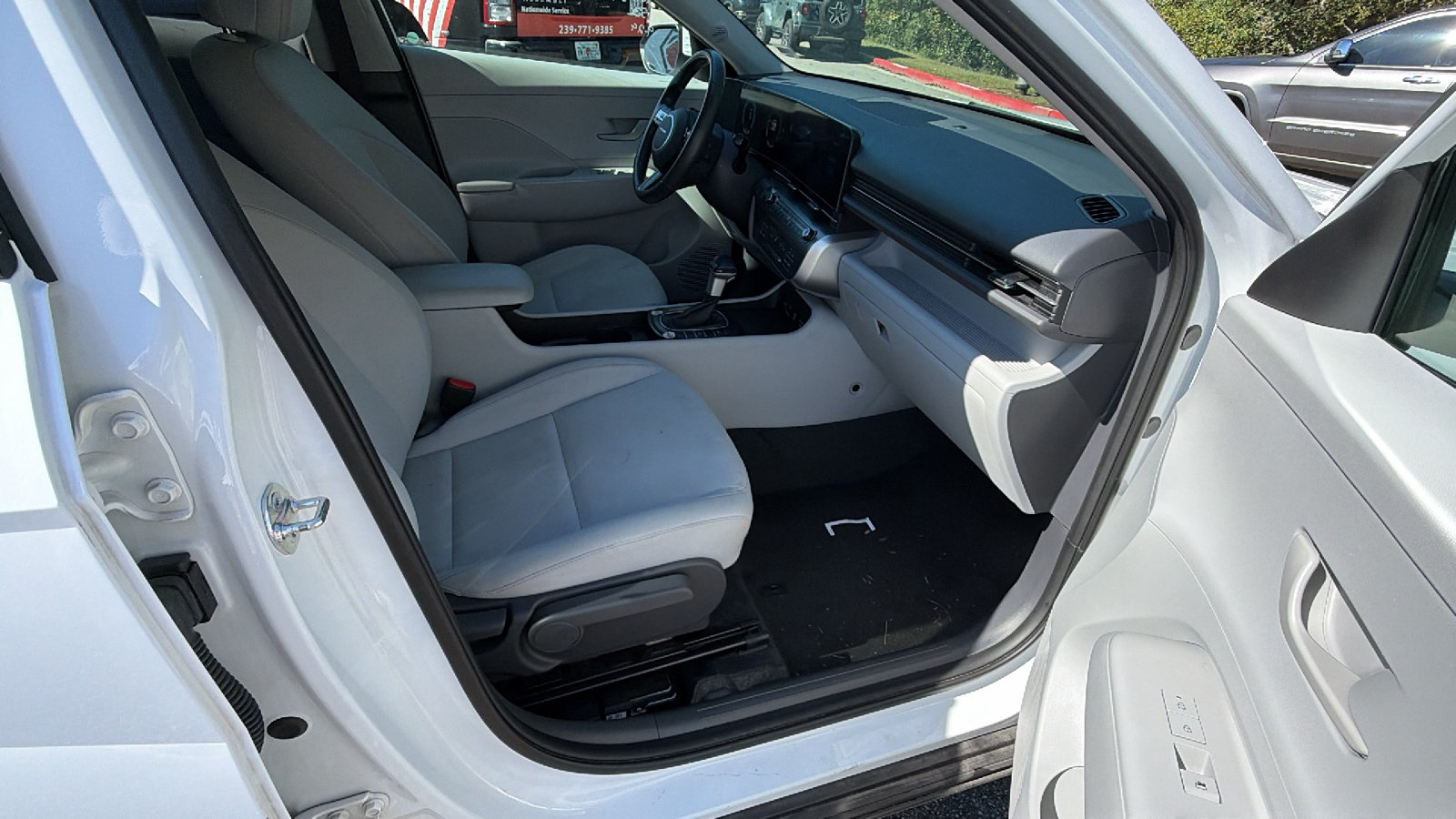 Used 2025 Hyundai Kona SEL AWD/4WD image 19