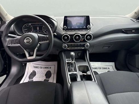 Used 2023 Nissan Sentra SV image 8