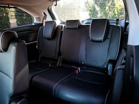 Used 2023 Honda Odyssey Elite image 9