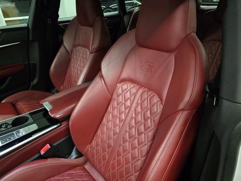 Used 2022 Audi S7 Prestige w/ Prestige Package image 18