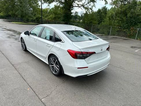 Used 2023 Honda Civic Touring image 18