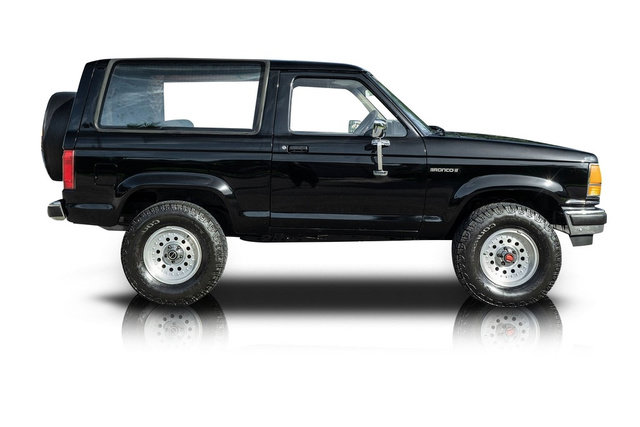 Used 1989 Ford Bronco II 4WD image 2