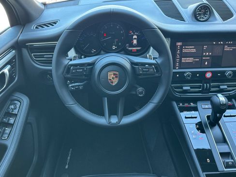 New 2026 Porsche Macan AWD/4WD image 16