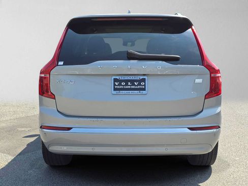 Certified 2023 Volvo XC90 T8 Plus AWD/4WD image 6
