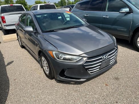Used 2018 Hyundai Elantra SE FWD image 20