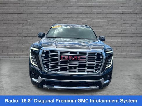 Used 2026 GMC Yukon Denali w/ Sun & Power Step Package AWD/4WD image 9