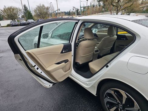 Used 2016 Honda Accord EX-L image 15