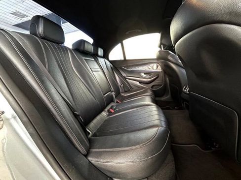 Used 2021 Mercedes-Benz E 350 4MATIC image 8