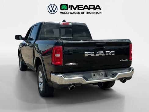 Used 2025 RAM 1500 Big Horn AWD/4WD image 3