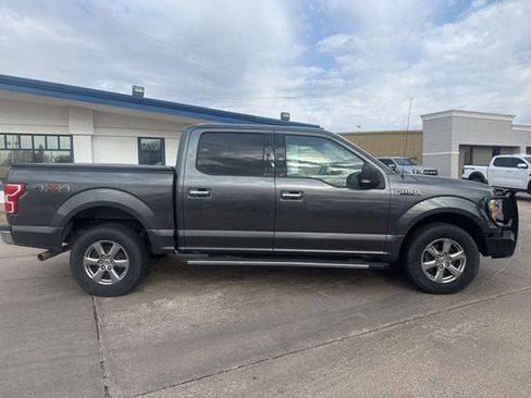Used 2018 Ford F150 XLT w/ Equipment Group 302A Luxury AWD/4WD image 4