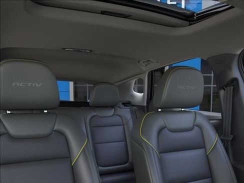 New 2026 Chevrolet Trax ACTIV w/ Sunroof Package FWD image 27