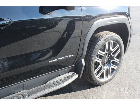 New 2026 GMC Sierra EV Elevation AWD/4WD image 14