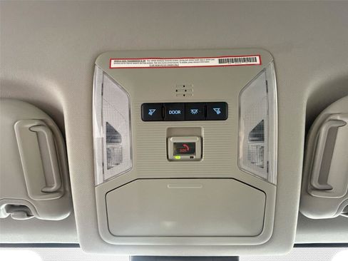 Used 2022 Toyota RAV4 XLE image 20