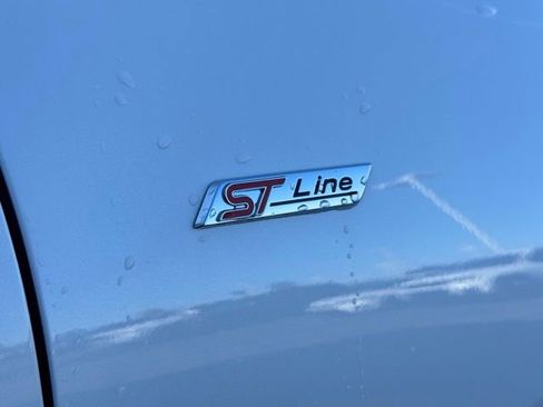 Used 2023 Ford Escape ST-Line w/ Tech Pack #1 image 2