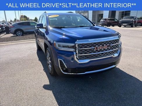 Used 2023 GMC Acadia SLT image 3