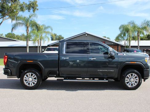Used 2022 GMC Sierra 2500 Denali AWD/4WD image 9