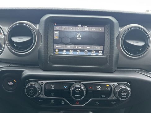 Used 2023 Jeep Wrangler Sport image 20