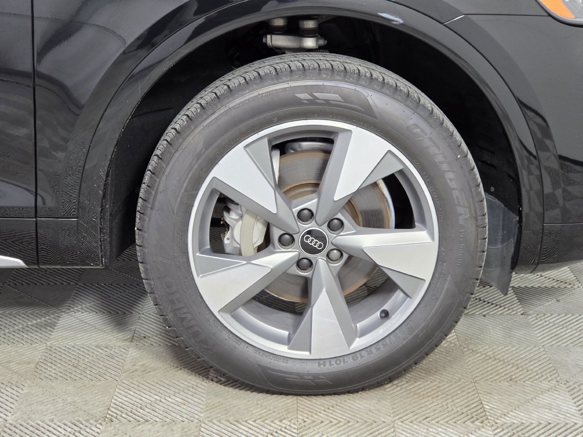 Certified 2024 Audi Q5 Premium AWD/4WD image 10