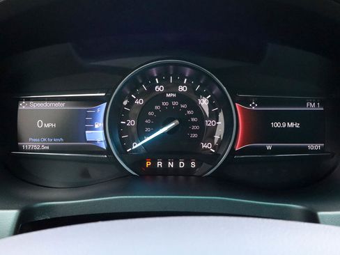 Used 2017 Ford Explorer XLT w/ Equipment Group 202A image 30