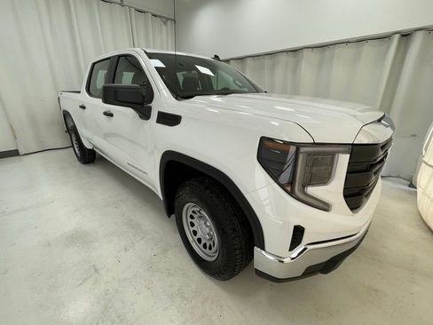 New 2026 GMC Sierra 1500 Pro w/ X31 Off-Road Package image 3