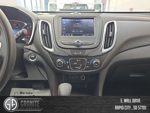 Used 2023 Chevrolet Equinox LT image 17