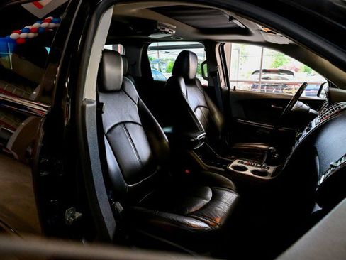 Used 2012 GMC Acadia SLT AWD/4WD image 24