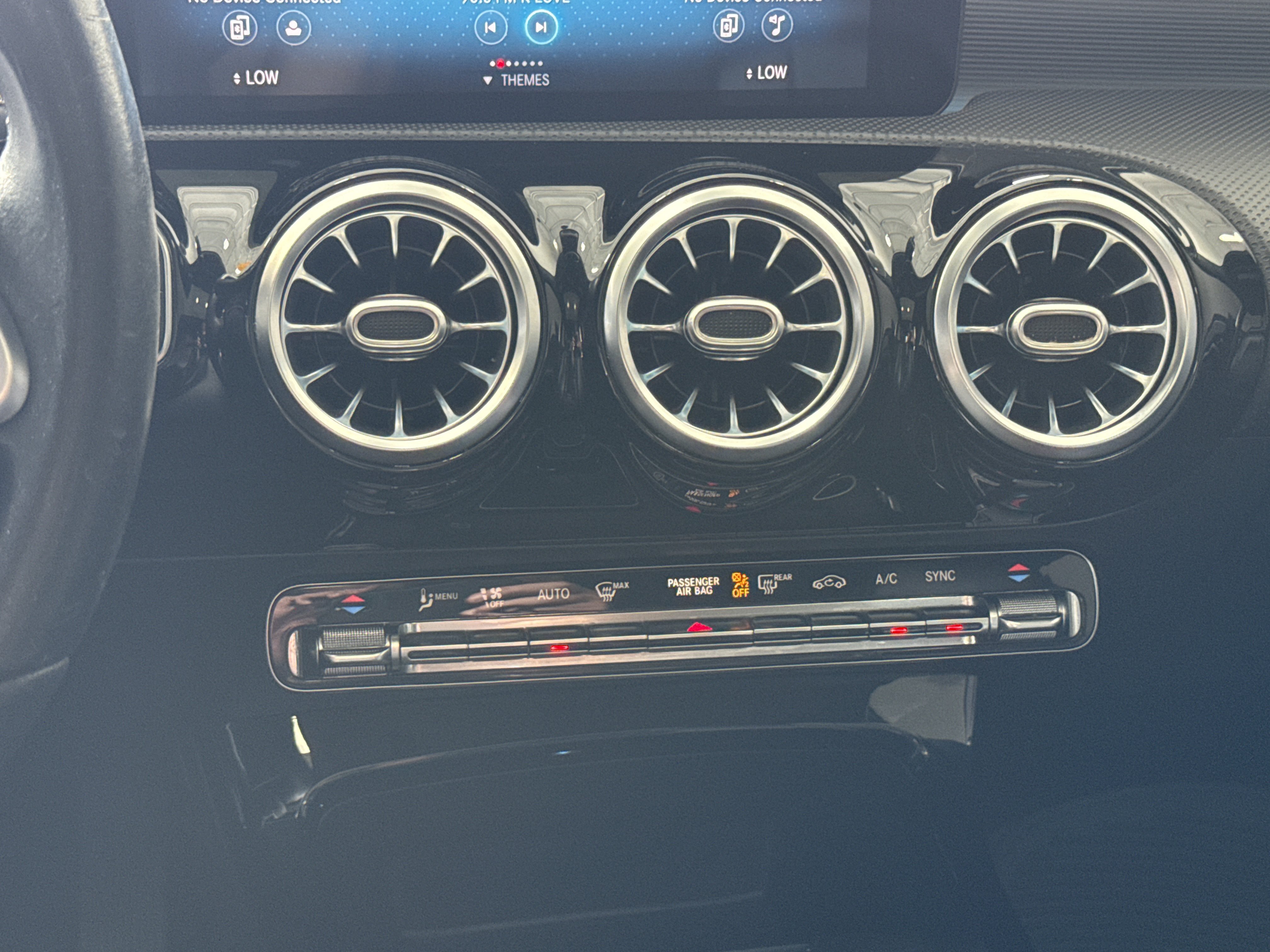 Certified 2021 Mercedes-Benz A 220 4MATIC image 40