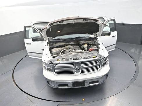 Used 2017 RAM 1500 Big Horn AWD/4WD image 40