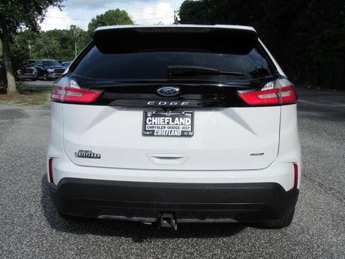 Used 2022 Ford Edge SEL w/ Sport Appearance Package AWD/4WD image 6