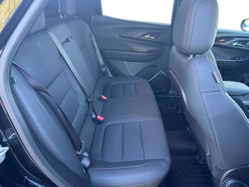 Used 2021 Chevrolet TrailBlazer RS w/ Sun and Liftgate Package AWD/4WD image 21