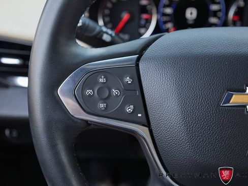 Used 2023 Chevrolet Traverse Premier AWD/4WD image 31
