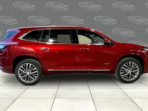 New 2026 Buick Enclave Avenir w/ Super Cruise Package AWD/4WD image 5