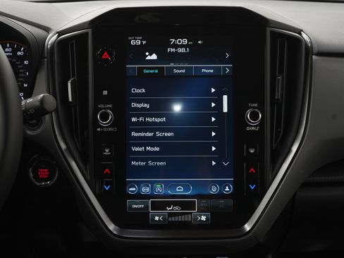 Used 2025 Subaru Crosstrek 2.5i Wilderness w/ Wilderness Package image 15